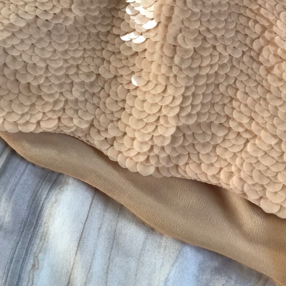 BCBG Micahela sequin soft pink mini skirt with elastic waist and back zip S/4 - Picture 5 of 8